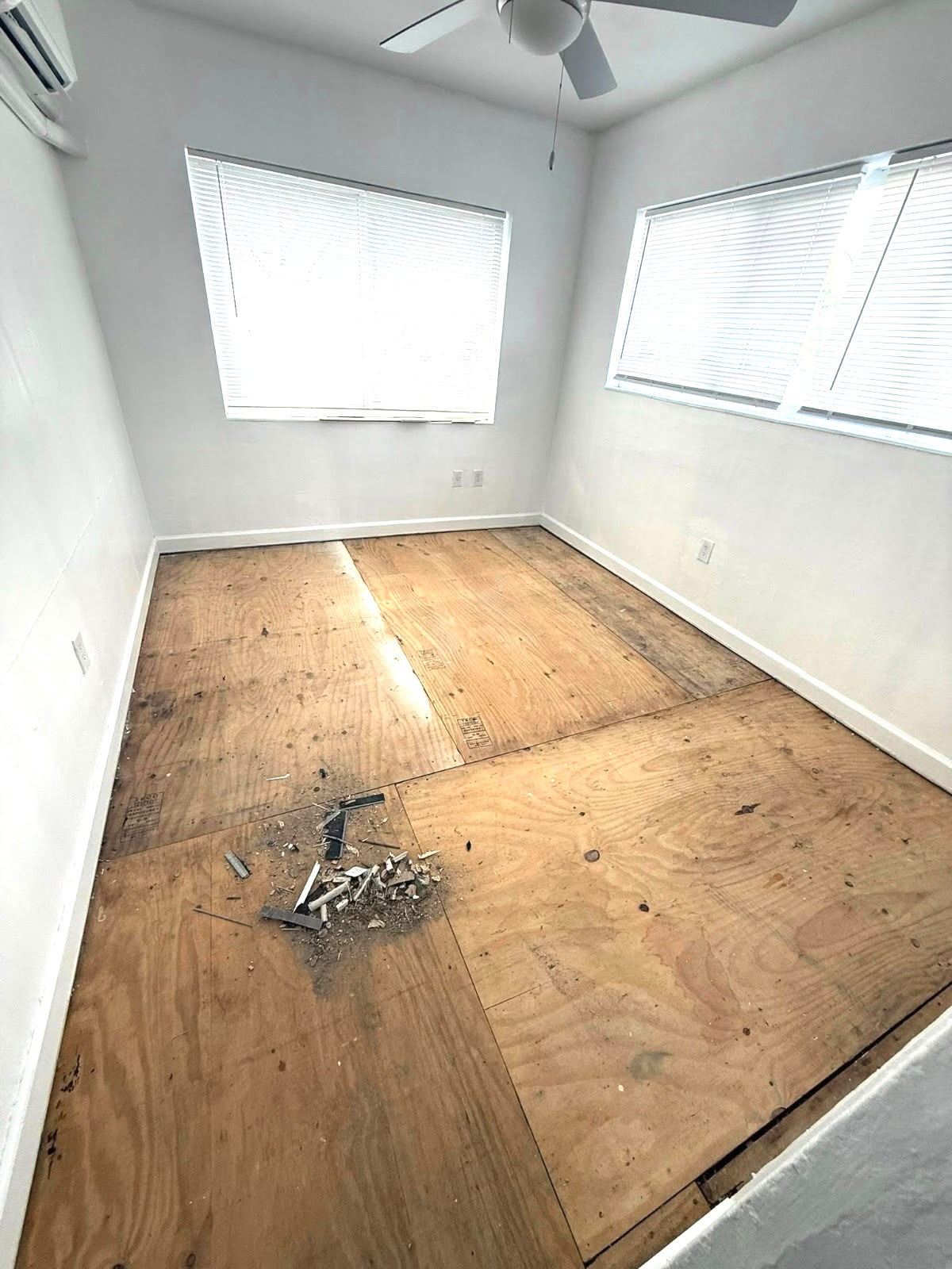 Flooring project by Hammercrest — before
